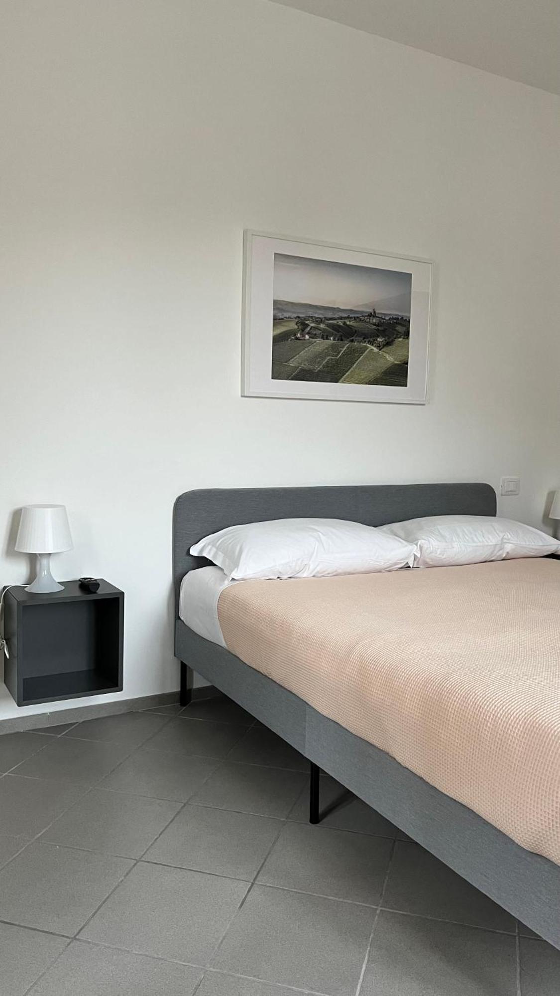 San Martino Holiday Apartments Ницца-Монферрато Экстерьер фото